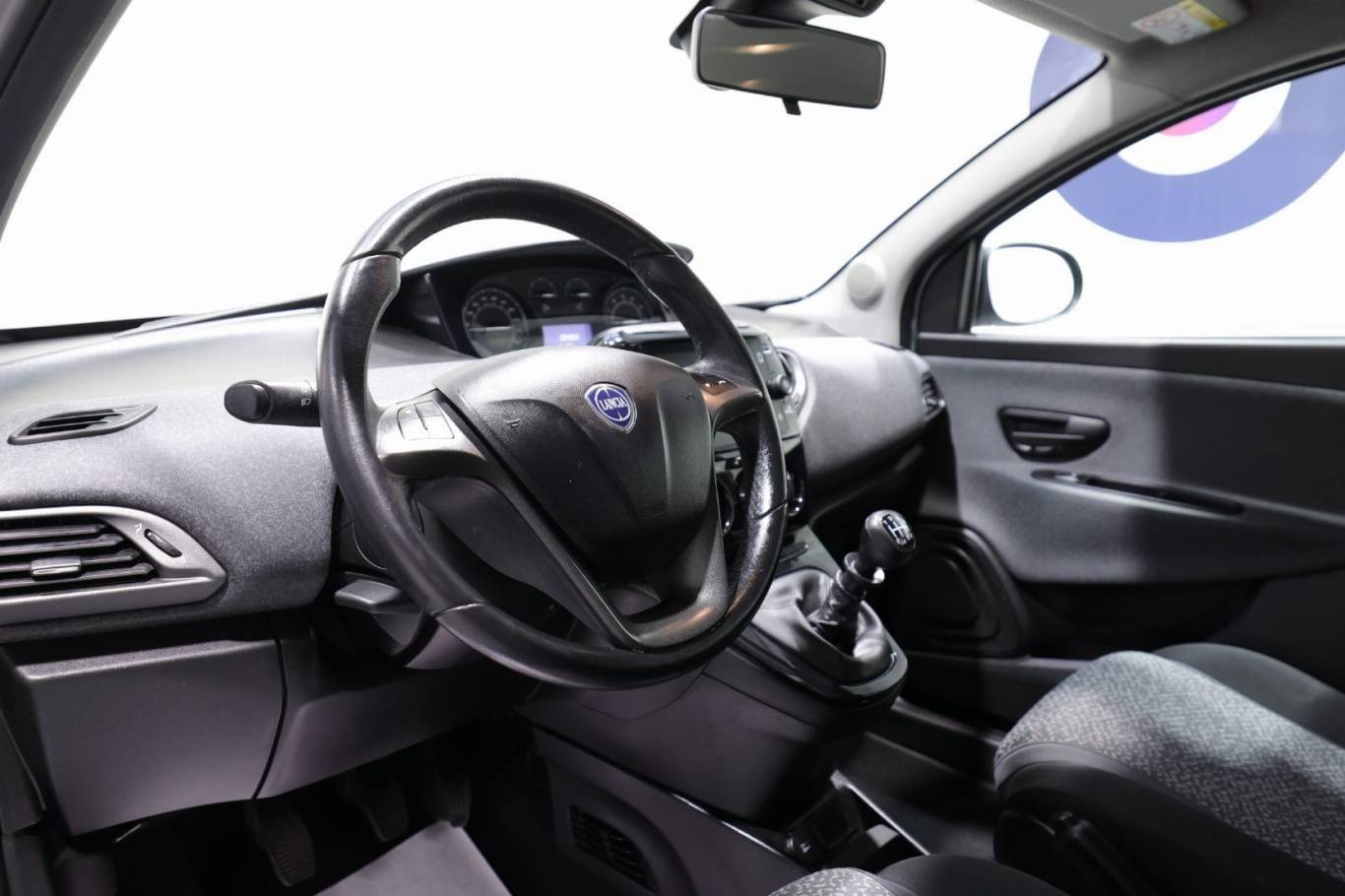 LANCIA Ypsilon 5