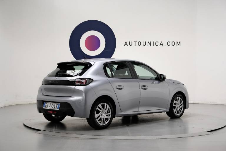 PEUGEOT 208 15
