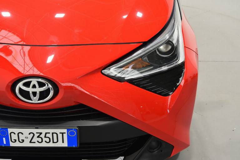 TOYOTA Aygo 15