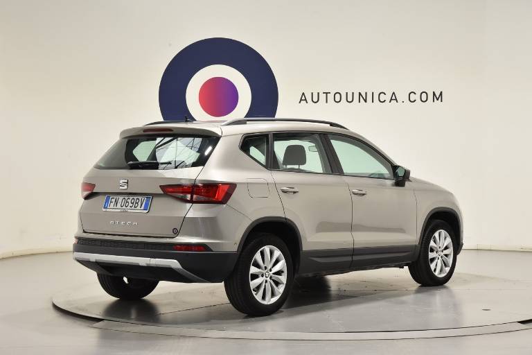 SEAT Ateca 10