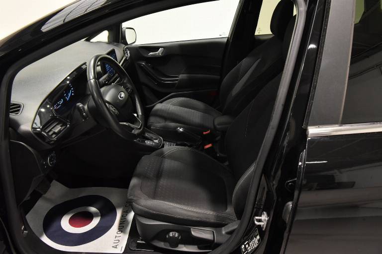 FORD Fiesta 4