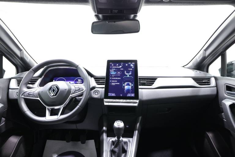RENAULT Captur 9