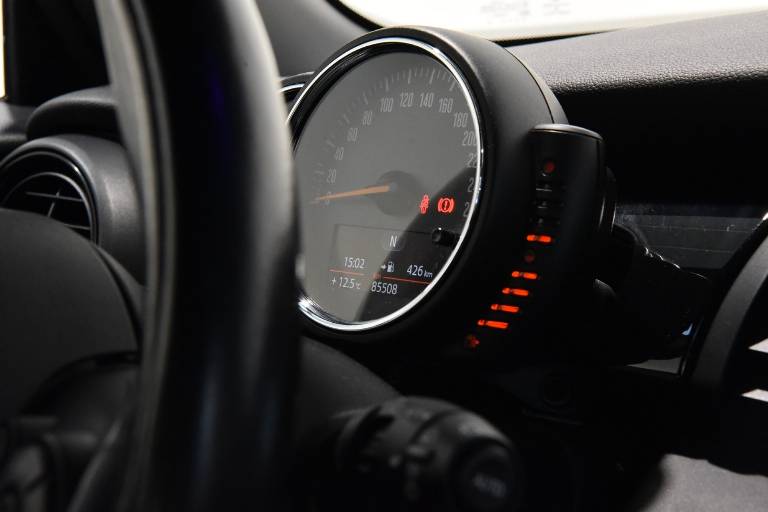 MINI Cooper D 28