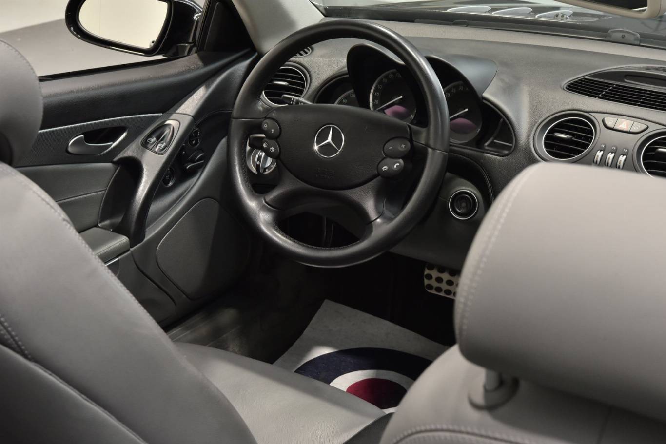 MERCEDES-BENZ SL 350 54