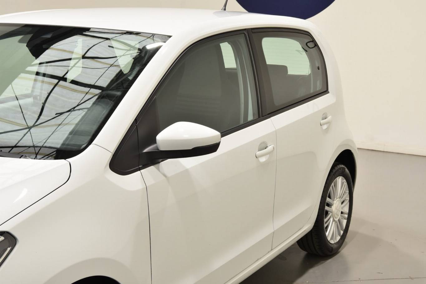 VOLKSWAGEN Up! 30