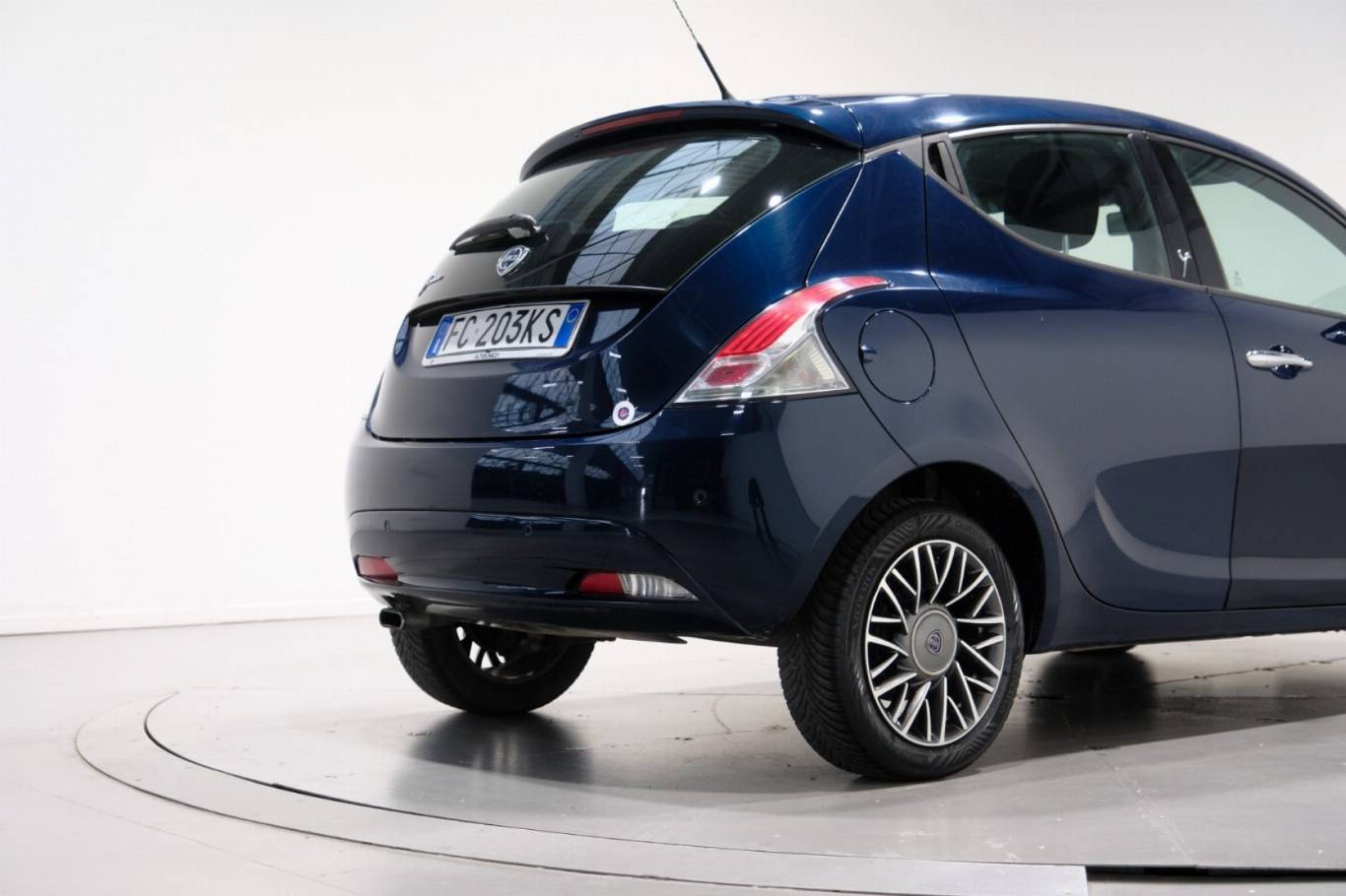 LANCIA Ypsilon 44
