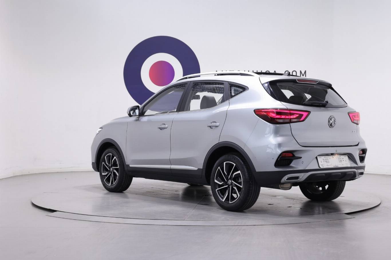 MG ZS 17