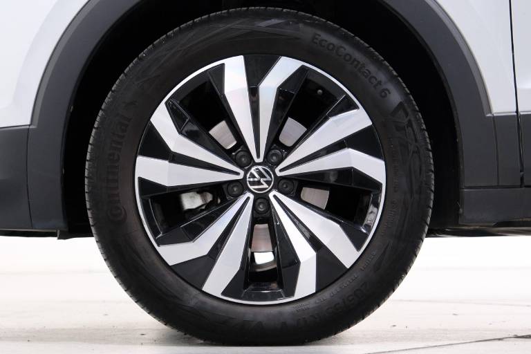 VOLKSWAGEN T-Cross 14