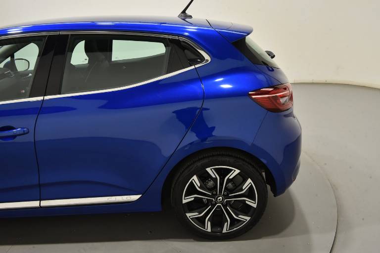 RENAULT Clio 49