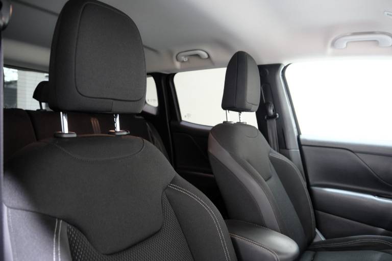 JEEP Renegade 54