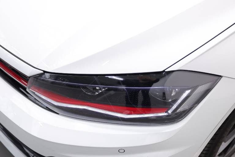 VOLKSWAGEN Polo GTI 42