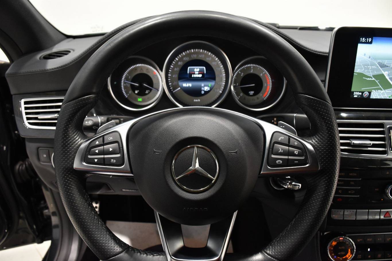 MERCEDES-BENZ CLS 250 30