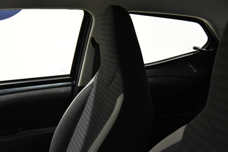 TOYOTA Aygo 20