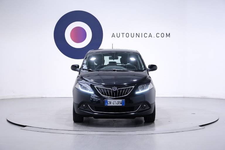 LANCIA Ypsilon 2