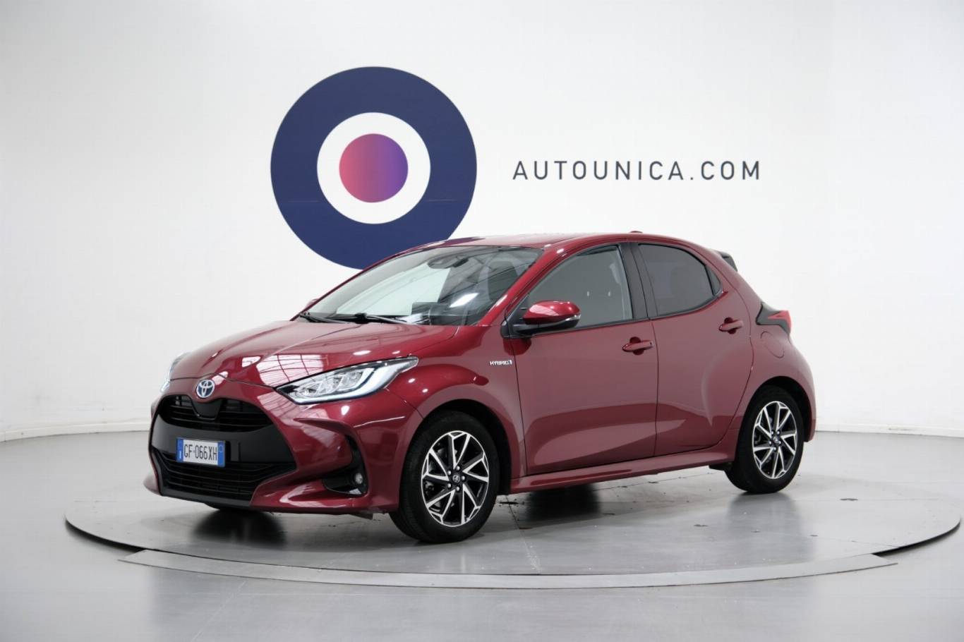 TOYOTA Yaris