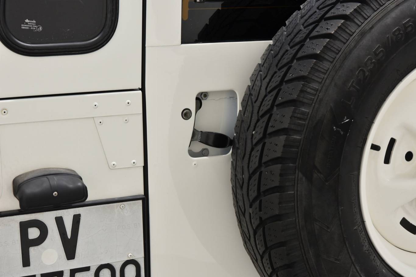 LAND ROVER Defender 60