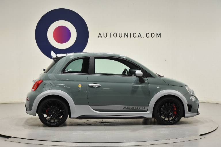 ABARTH 695 31