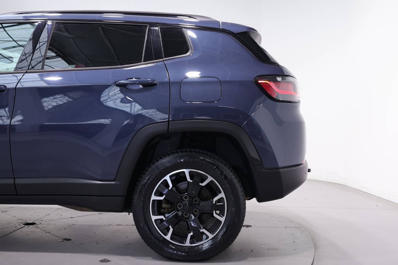 JEEP Compass 44