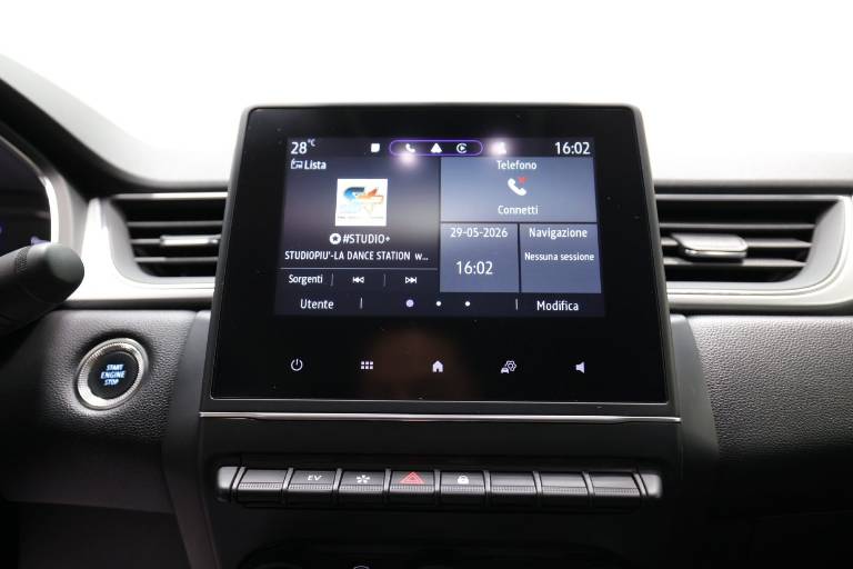 RENAULT Captur 9