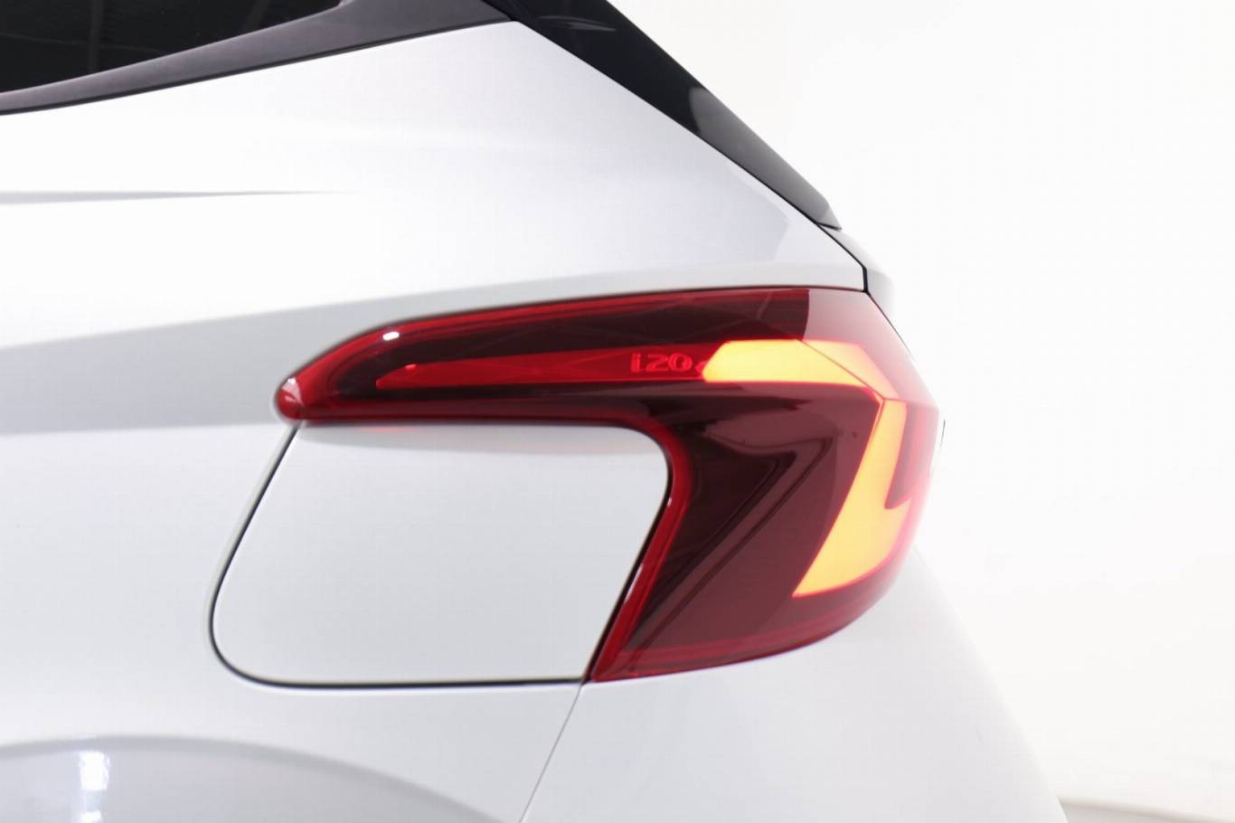 HYUNDAI I20 35