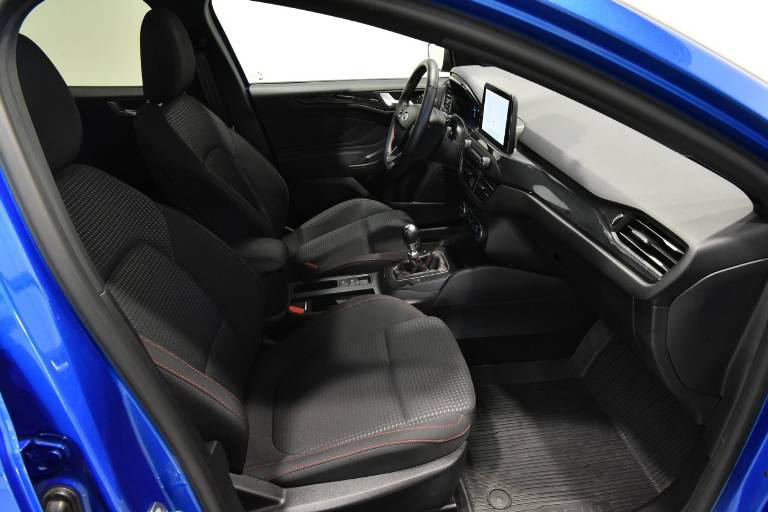 FORD Focus 31