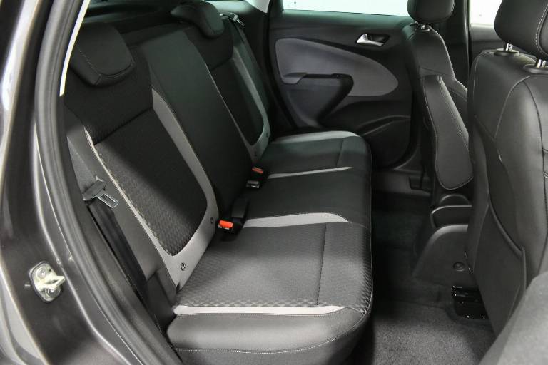 OPEL Crossland X 51