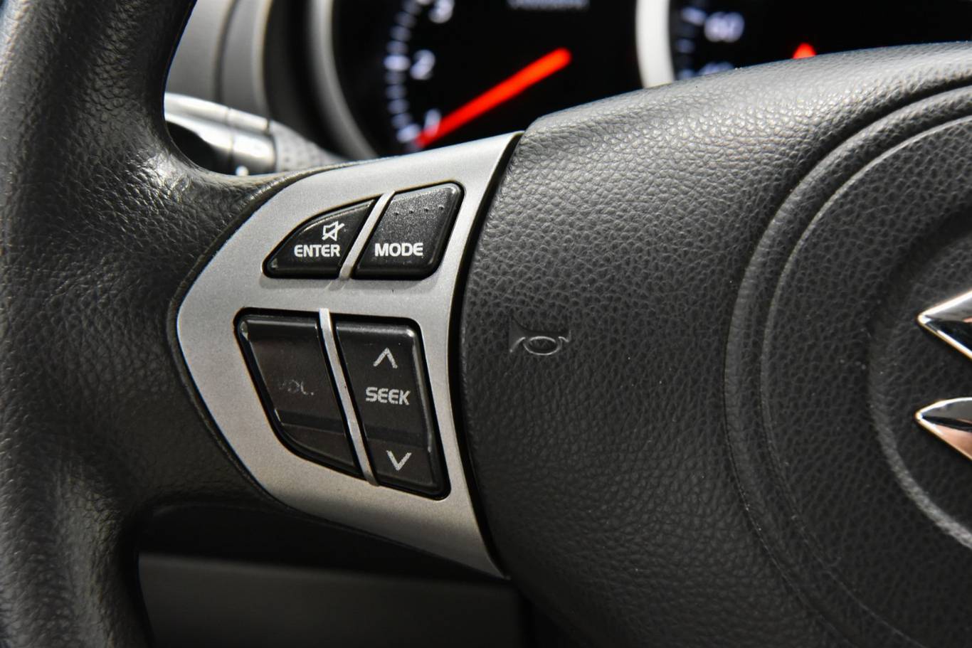 SUZUKI Grand Vitara 7