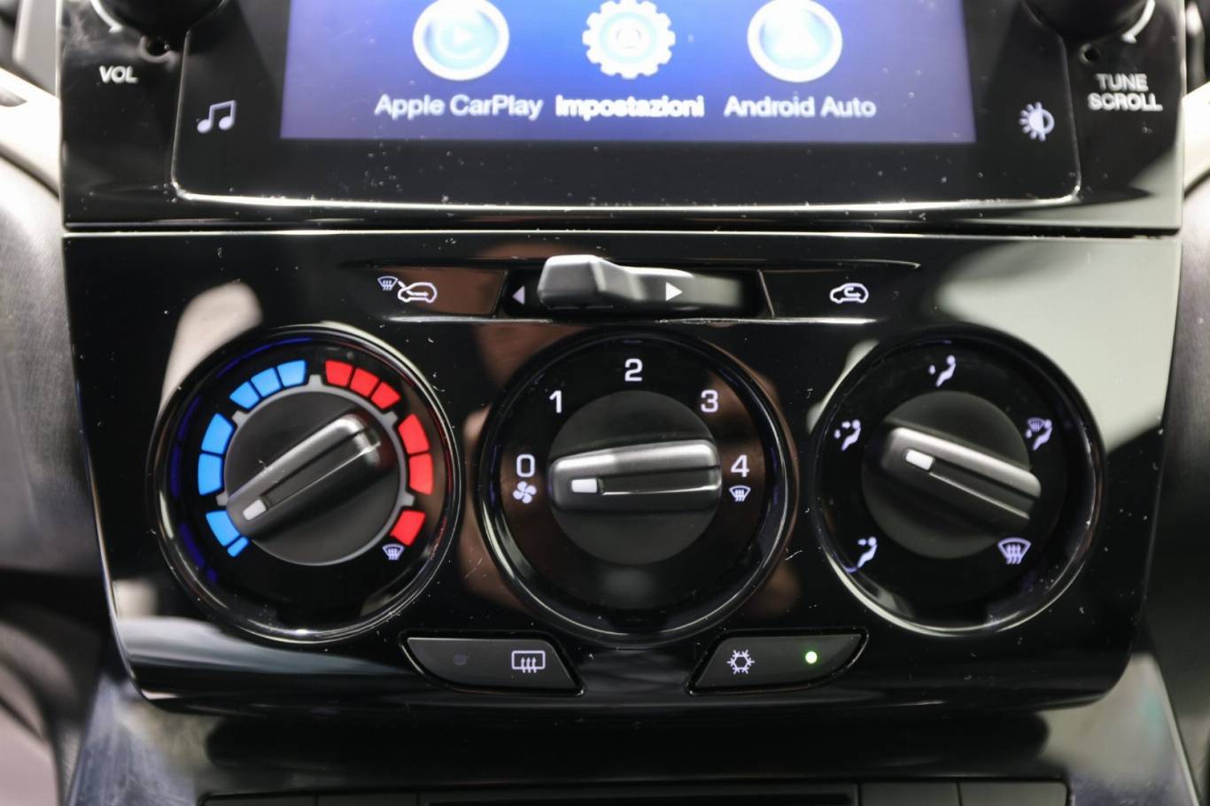 LANCIA Ypsilon 25