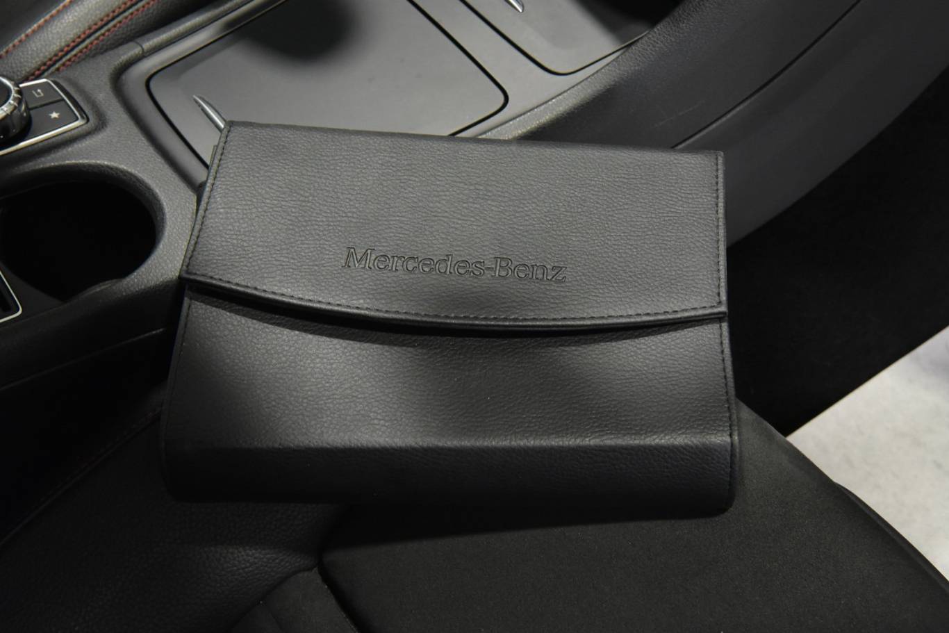 MERCEDES-BENZ CLA 200 59