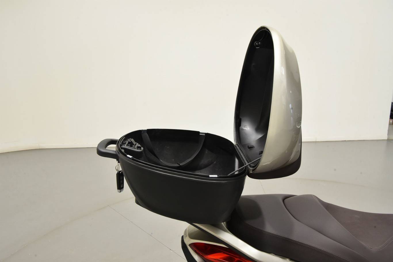 PIAGGIO Beverly 300 i.e. 38