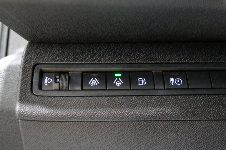 PEUGEOT 3008 24