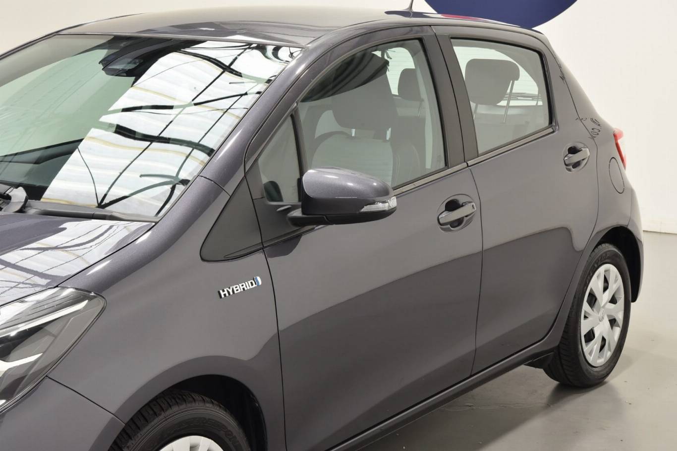 TOYOTA Yaris 40