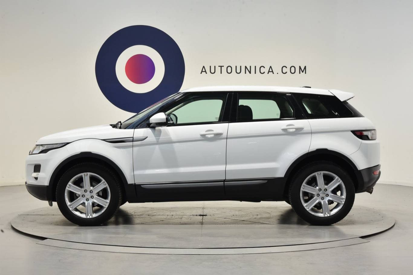 LAND ROVER Range Rover Evoque 30