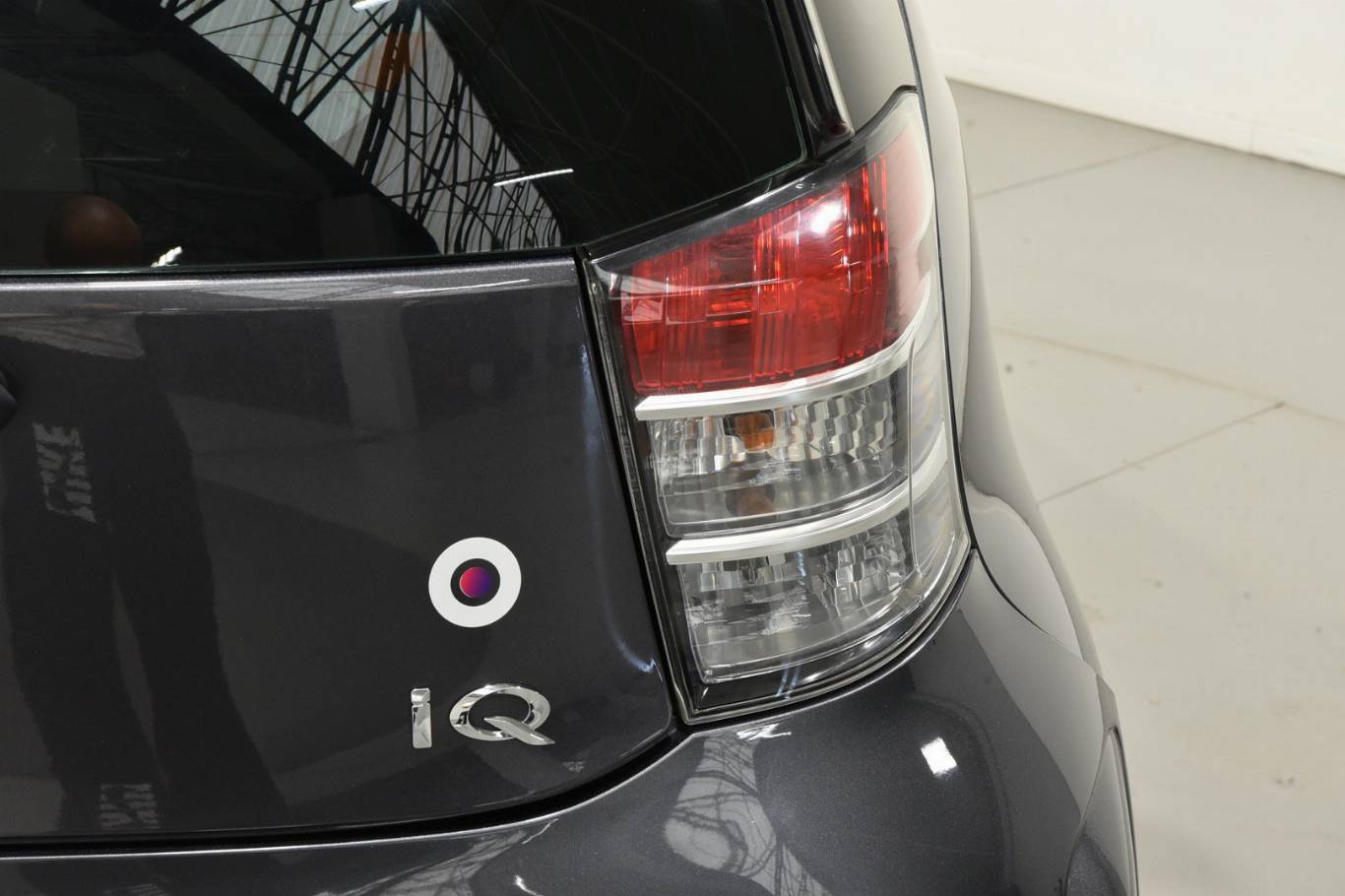 TOYOTA IQ 18