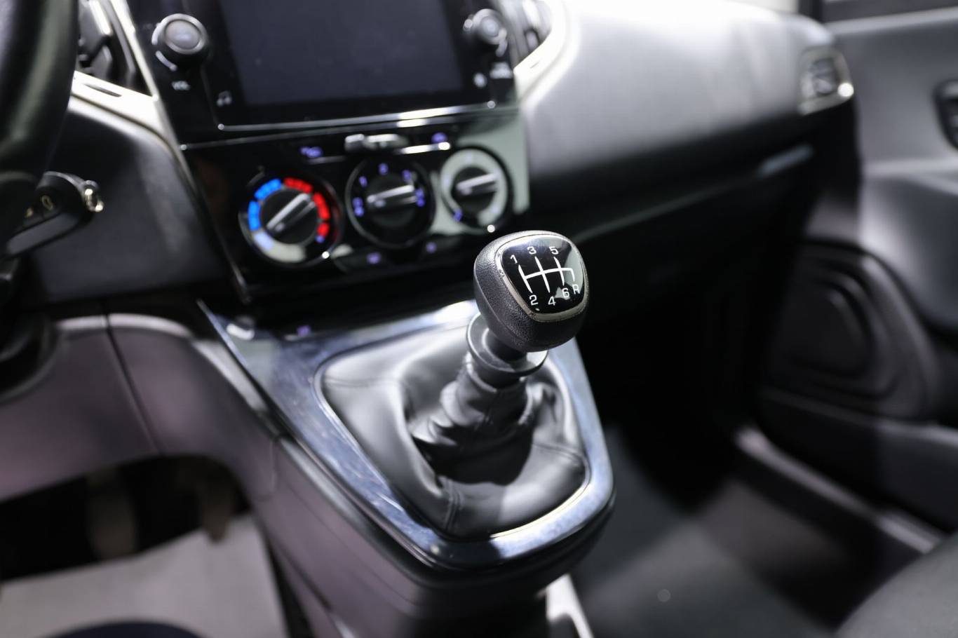 LANCIA Ypsilon 23