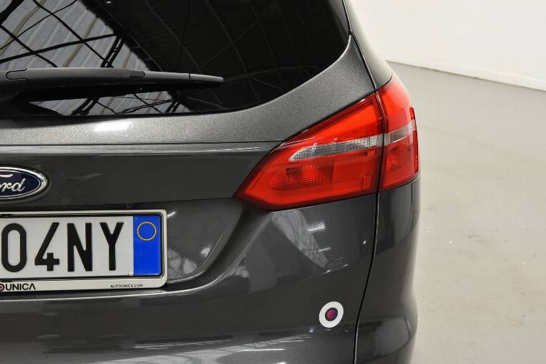 FORD Focus 19
