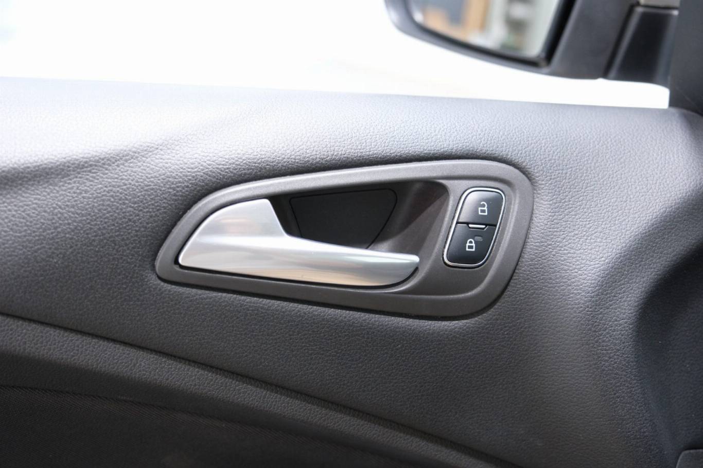 FORD C-Max 37