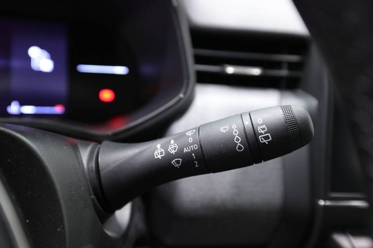 RENAULT Clio 24