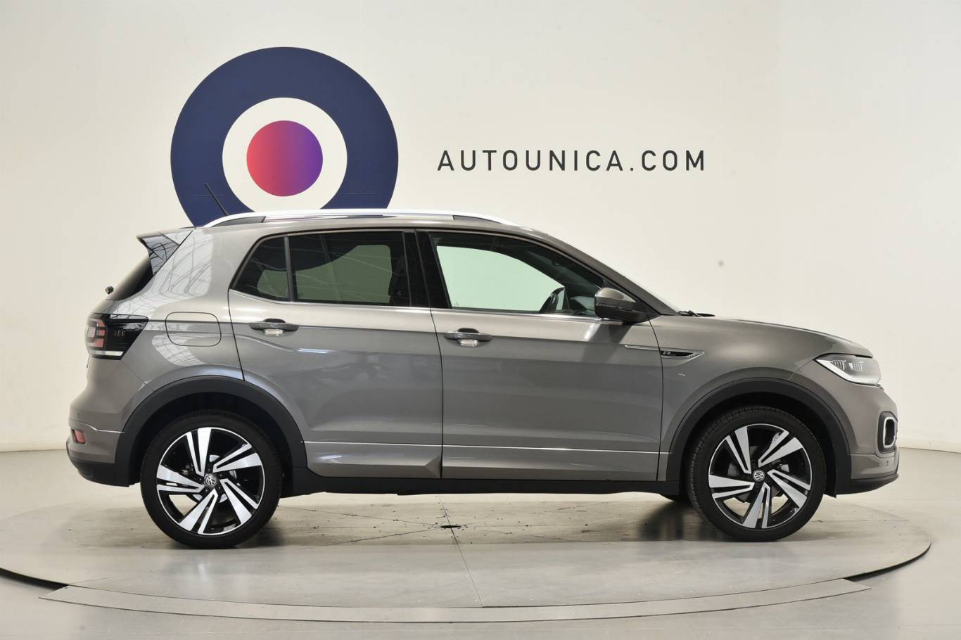 VOLKSWAGEN T-Cross 4