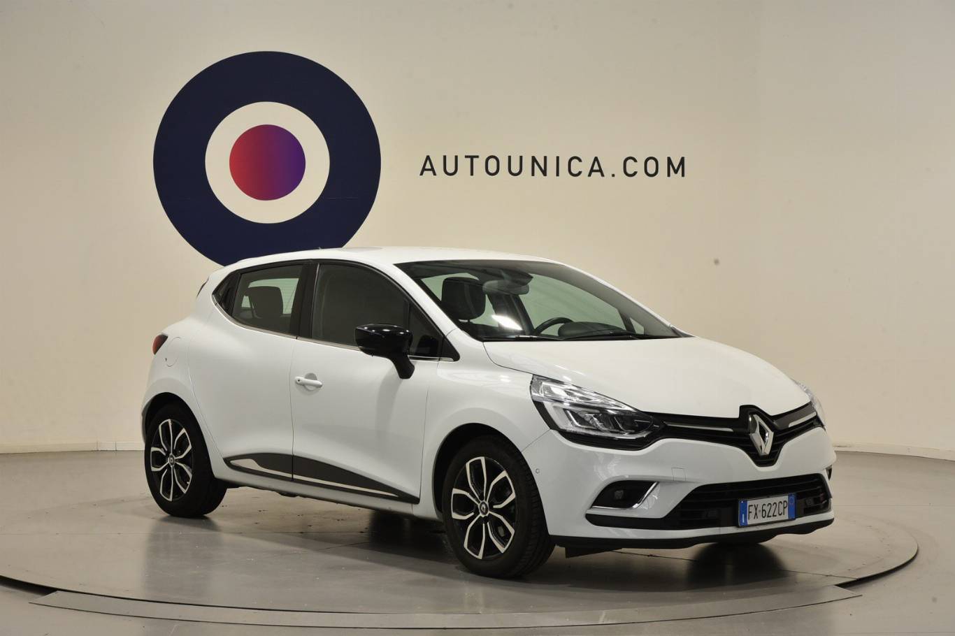 RENAULT Clio 29