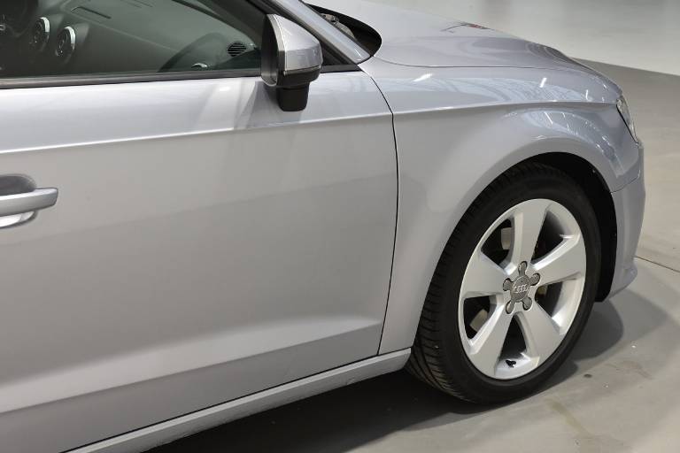 AUDI A3 40