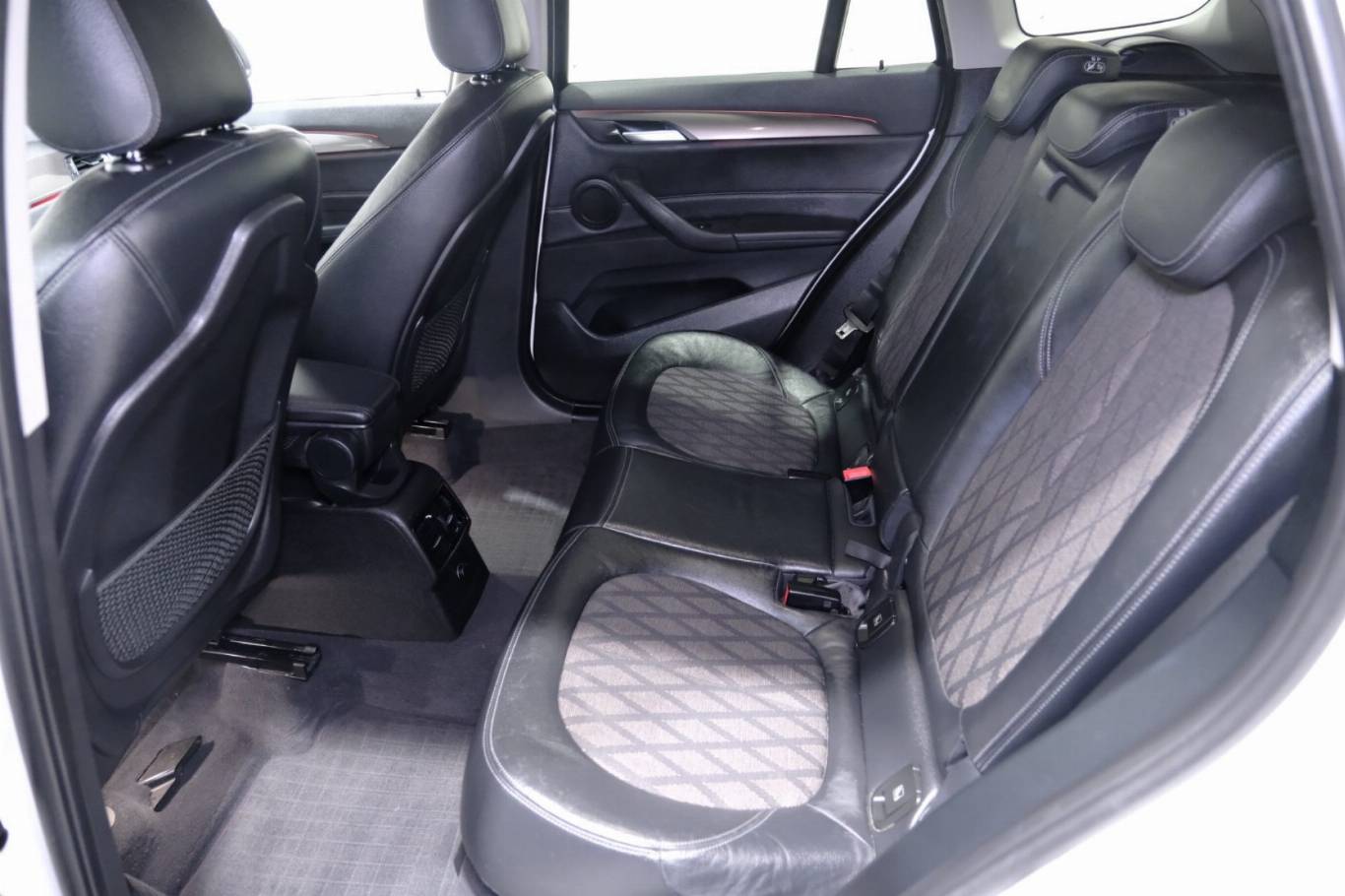 BMW X1 41
