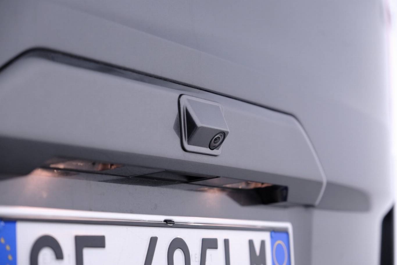 FORD Tourneo Custom 51