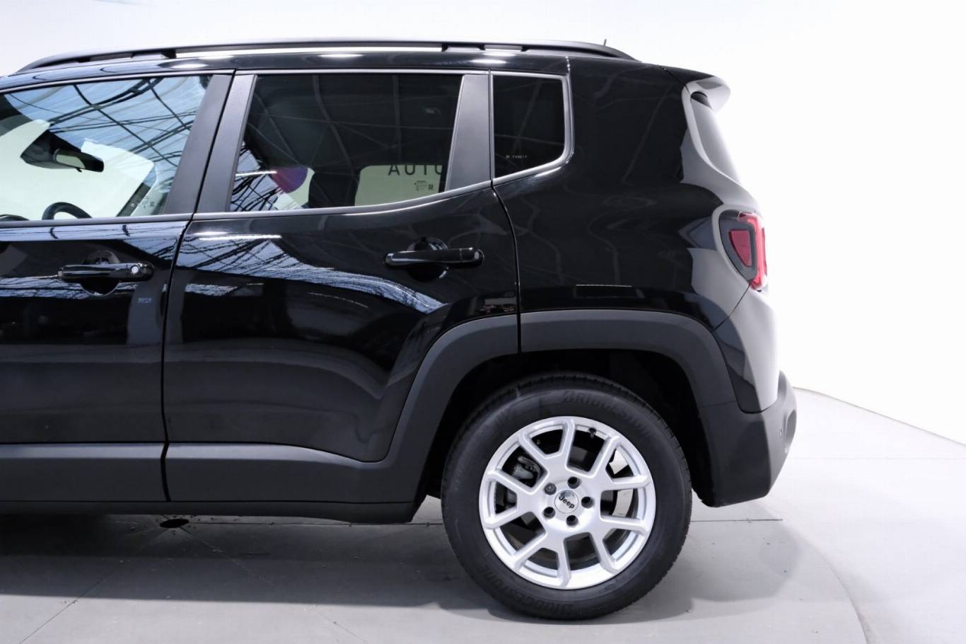JEEP Renegade 54