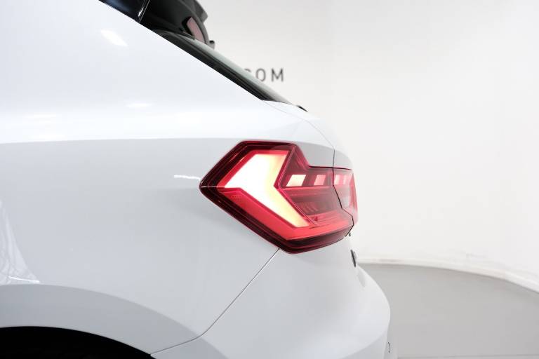 AUDI A1 45