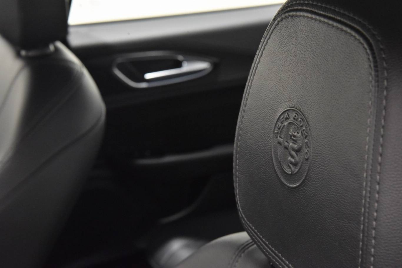 ALFA ROMEO Giulia 24
