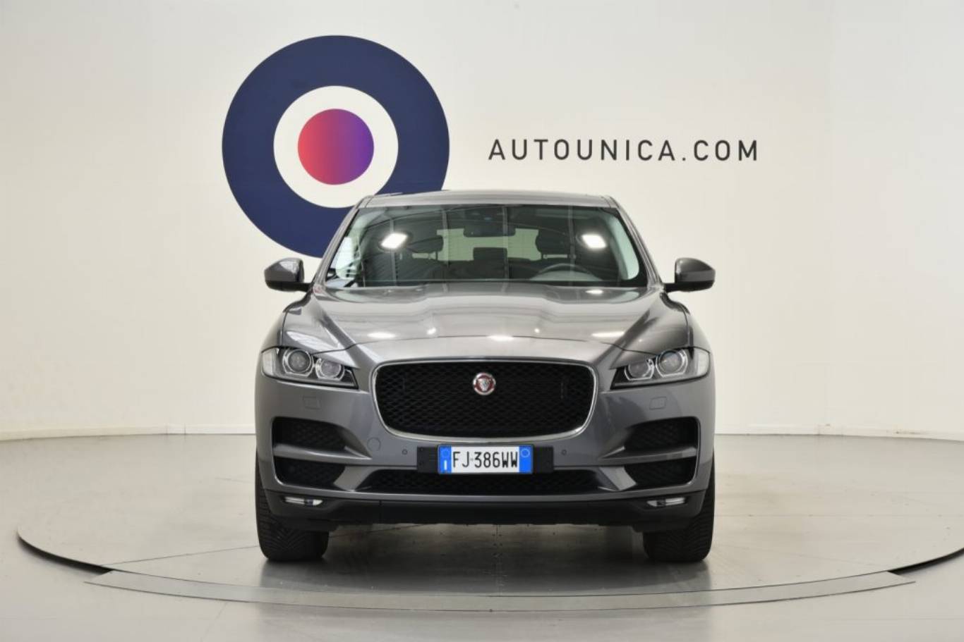 JAGUAR F-Pace 5