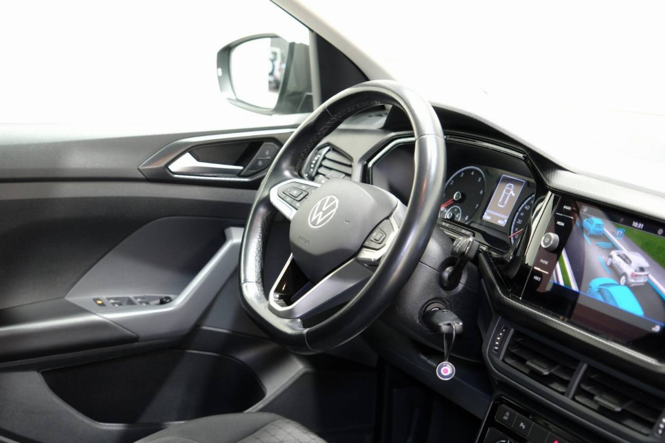 VOLKSWAGEN T-Cross 48