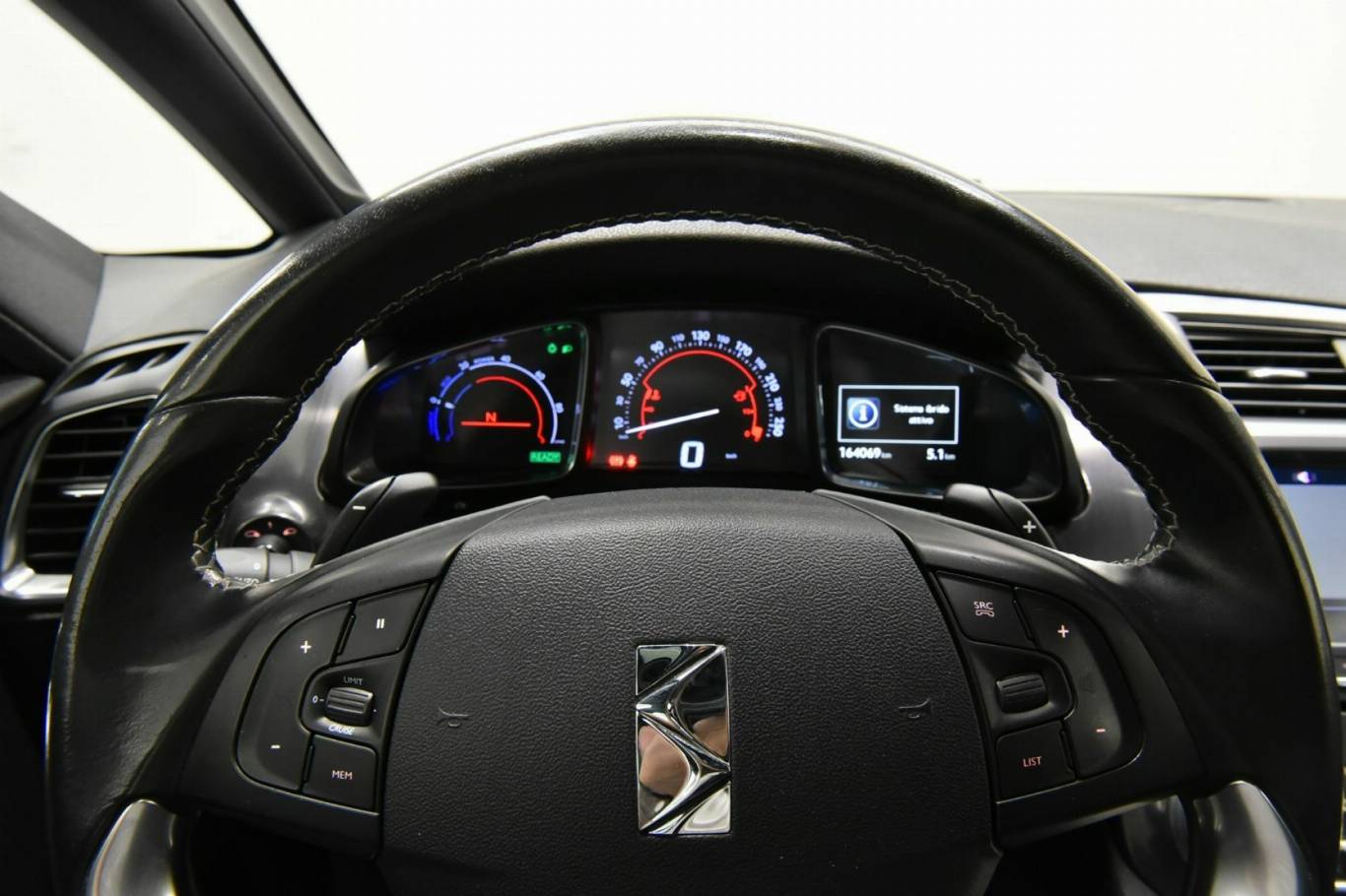 DS AUTOMOBILES DS 5 9