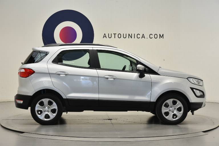FORD EcoSport 4